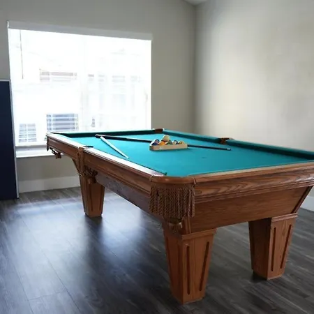 Villa Hosting New à Tampa Extérieur photo