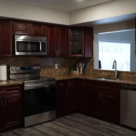 Villa Hosting New à Tampa Extérieur photo