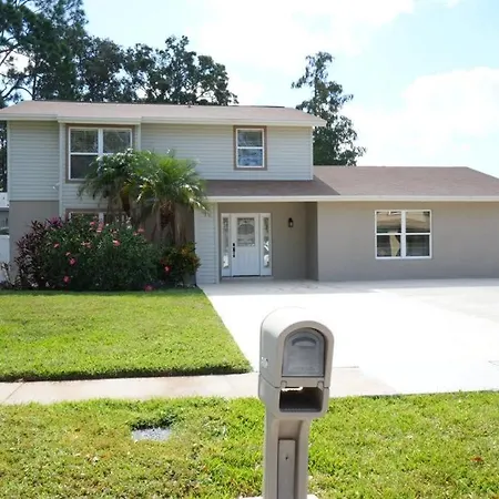 Villa Hosting New à Tampa Extérieur photo